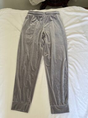 Chelsea & Violet Light Gray Velour Joggers